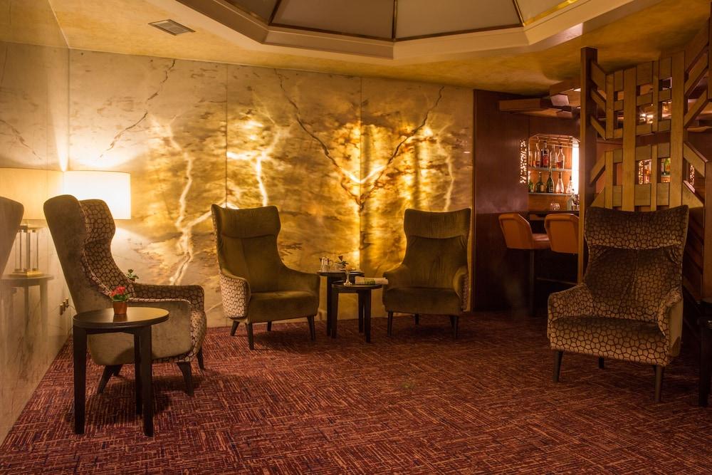 Hotel Royal